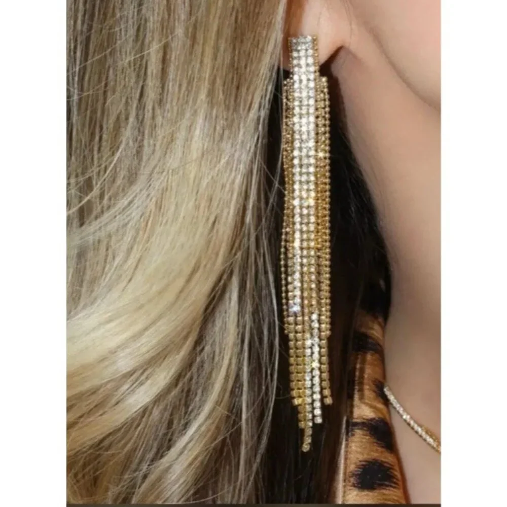 NEW Jackie Mack Rachel Zoe Adhara Limited Edition Chandelier Earrings NEW